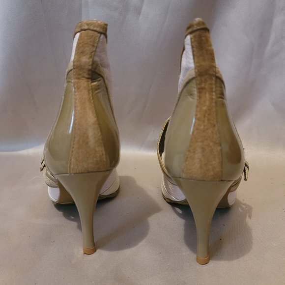 Cindy Says Cream Bootie Size 6 - Picture 7 of 8